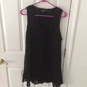 Crochet sleeveless tunic